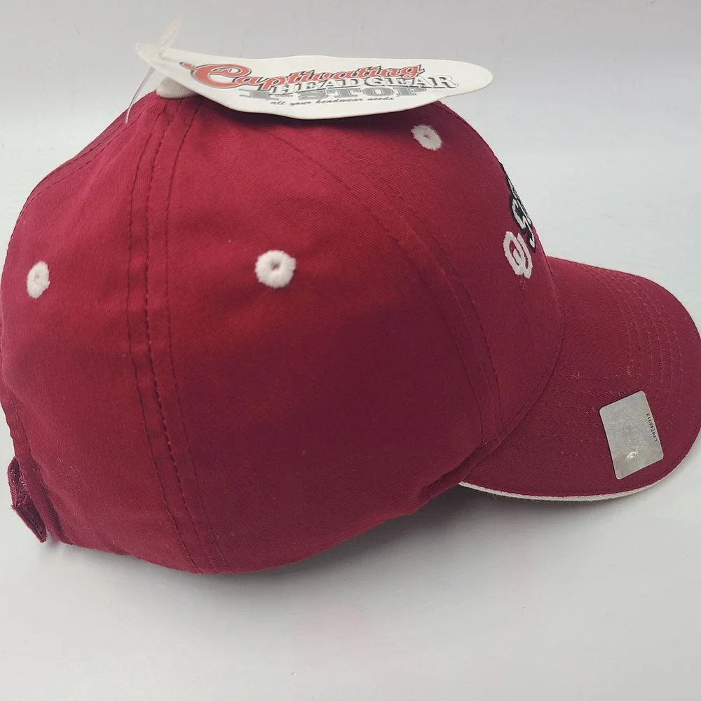 Oklahoma Sooners Hat Adjustable Captivating Headgear Red White NCAA‎ University